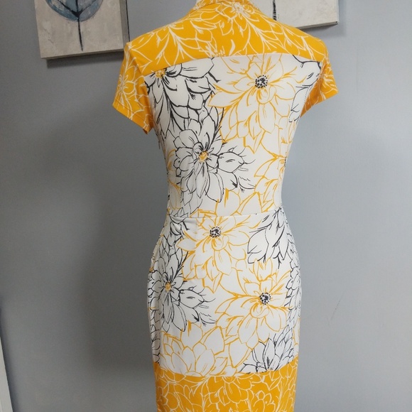 Dress - Picture 3 of 6